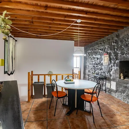 Holiday home Casa Miradouro Do Pesqueiro Feteira Grande