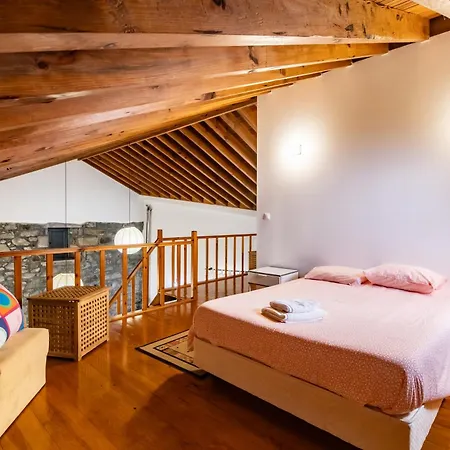 Casa Miradouro Do Pesqueiro Holiday home Feteira Grande