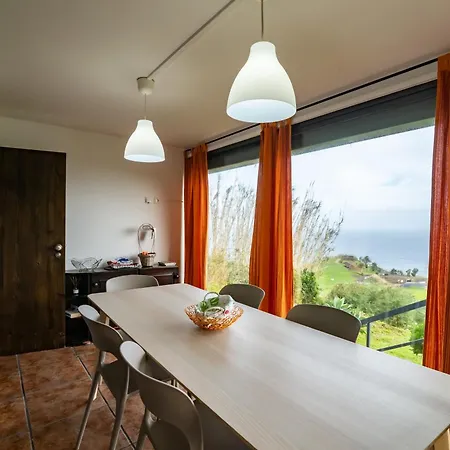 Дом отдыха Casa Miradouro Do Pesqueiro Feteira Grande